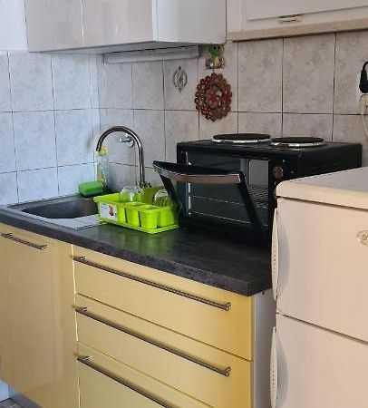 Smartstar Apartment สปลิท ภายนอก รูปภาพ